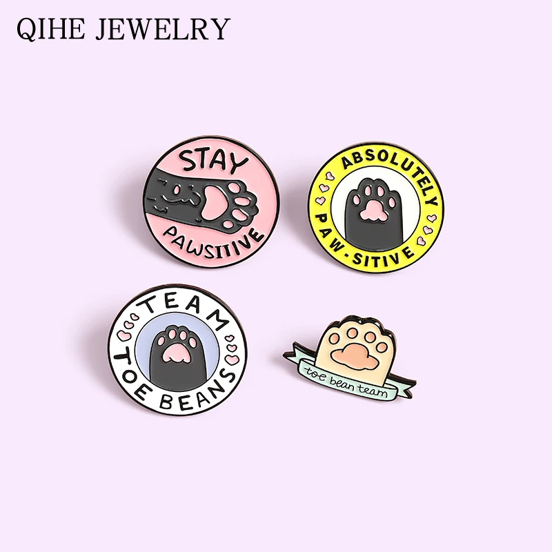 Cats Club Enamel Pin Cat Paw Badge Custom Kitten Brooches Lapel Pins Shirt Bag Cute Animal Jewelry Gift for Friends Wholesale
Cats Club Enamel Pin Cat Paw Badge Custom Kitten Brooches Lapel Pins Shirt Bag Cute Animal Jewelry Gift for Friends Wholesale