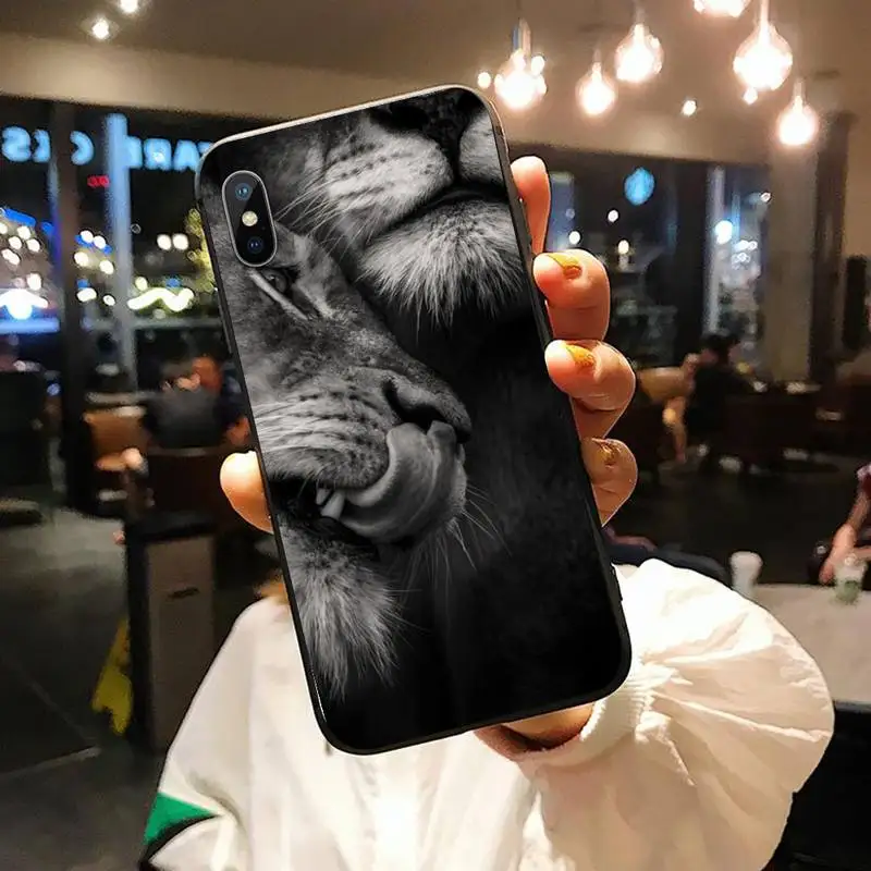 Ferocious lion cool animal high quality mobile Phone Case shell for iPhone 11 12 pro XS MAX 8 7 6 6S Plus X 5S SE 2020 XR
Ferocious lion cool animal high quality mobile Phone Case shell for iPhone 11 12 pro XS MAX 8 7 6 6S Plus X 5S SE 2020 XR