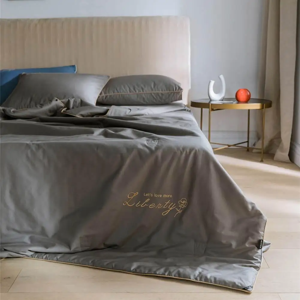 50 Quilted Summer Bedding Throws Blanket Solid Color Embroidred Quilt (no Pillowcase)
50 Quilted Summer Bedding Throws Blanket Solid Color Embroidred Quilt (no Pillowcase)