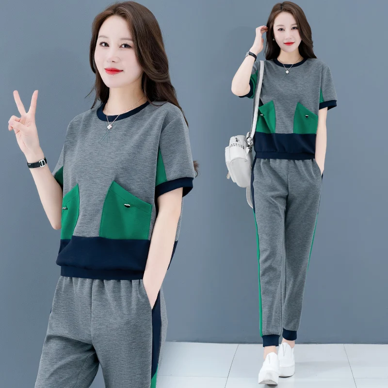 Plus Size Women Clothing Two Piece Set Women's Summer Suit Contrast Tracksuit Short Sleeve Ensemble Femme Survetement
Plus Size Women Clothing Two Piece Set Women's Summer Suit Contrast Tracksuit Short Sleeve Ensemble Femme Survetement