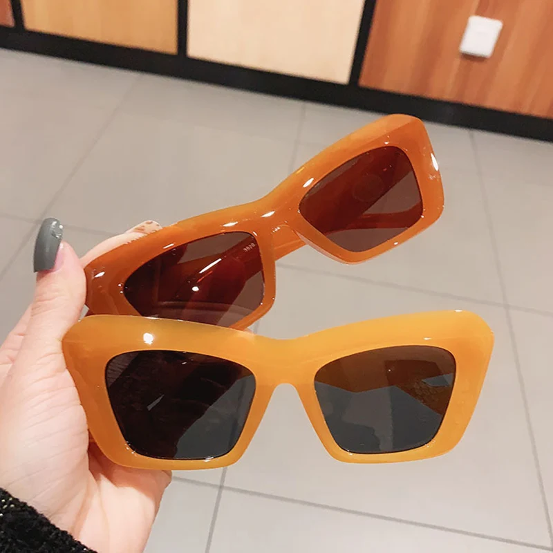 Fashion Cat Eye Sunglasses Women Vintage Jelly Color Eyewear Brand Designer Men Trending Shades UV400 Blue Sun Glasses
Fashion Cat Eye Sunglasses Women Vintage Jelly Color Eyewear Brand Designer Men Trending Shades UV400 Blue Sun Glasses
