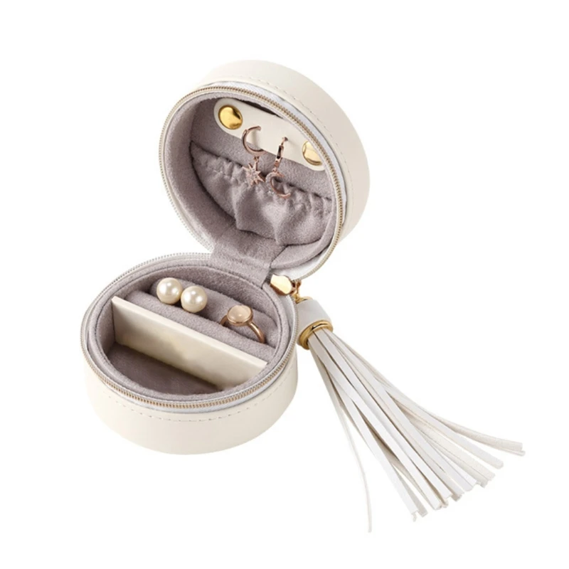 Портативная шкатулка для ювелирных украшений, органайзер из искусственной кожи для хранения небольших круглых украшений, чехлов, колец, се... 
Портативная шкатулка для ювелирных украшений, органайзер из искусственной кожи для хранения небольших круглых украшений, чехлов, колец, се...