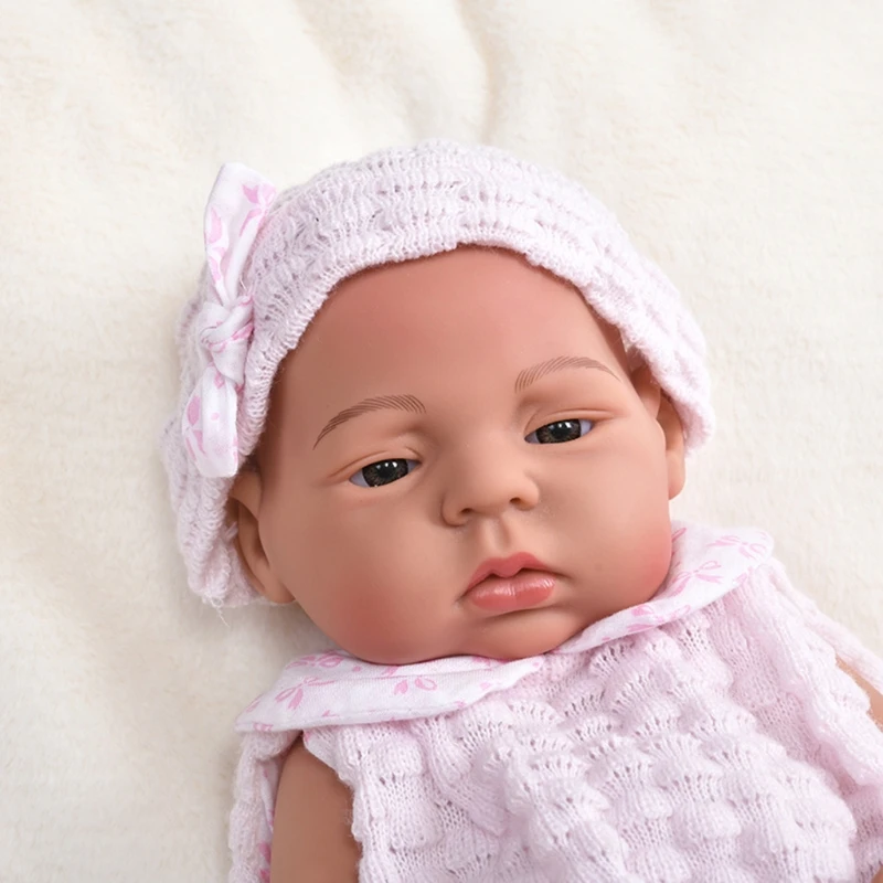40cm/15in Baby Dolls Reborn Girl Doll Nurturing Doll Realistic Handmade Full Body Soft Toy w/ Eyes-Opened Popular Gift
40cm/15in Baby Dolls Reborn Girl Doll Nurturing Doll Realistic Handmade Full Body Soft Toy w/ Eyes-Opened Popular Gift