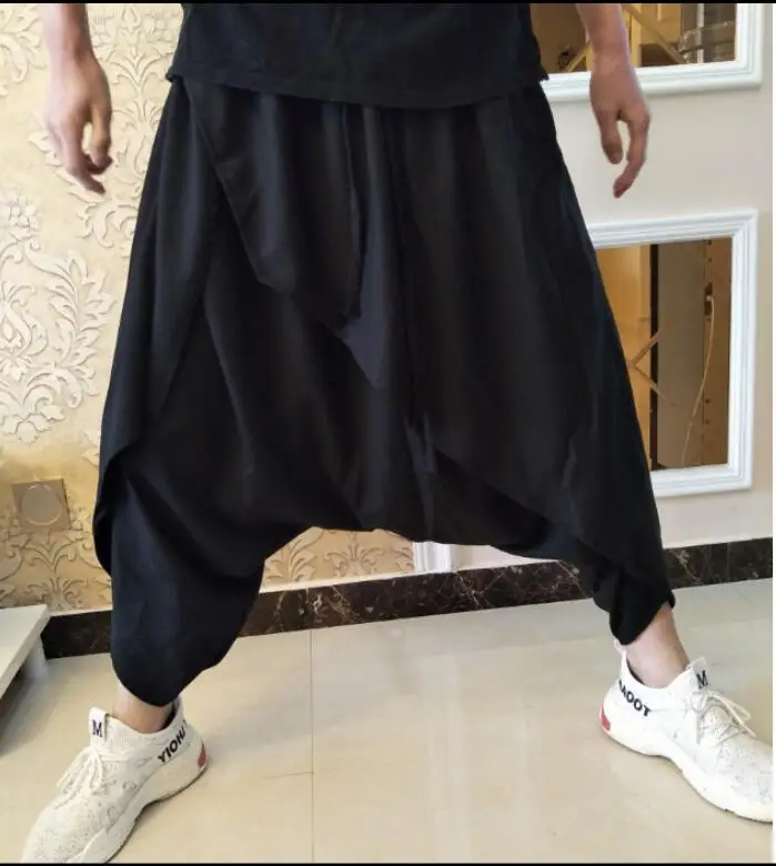 Осенние Брендовые мужские повседневные брюки, оригинальные брюки-султанки необычного кроя, модель 27-44
Осенние Брендовые мужские повседневные брюки, оригинальные брюки-султанки необычного кроя, модель 27-44