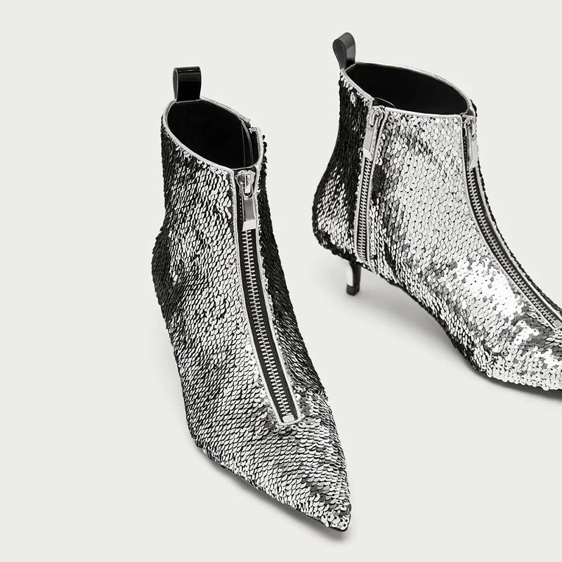 glittering modern boots woman shoes for 2021 designer brand low-heel ankle booties short female front zipper fashion ladies
glittering modern boots woman shoes for 2021 designer brand low-heel ankle booties short female front zipper fashion ladies