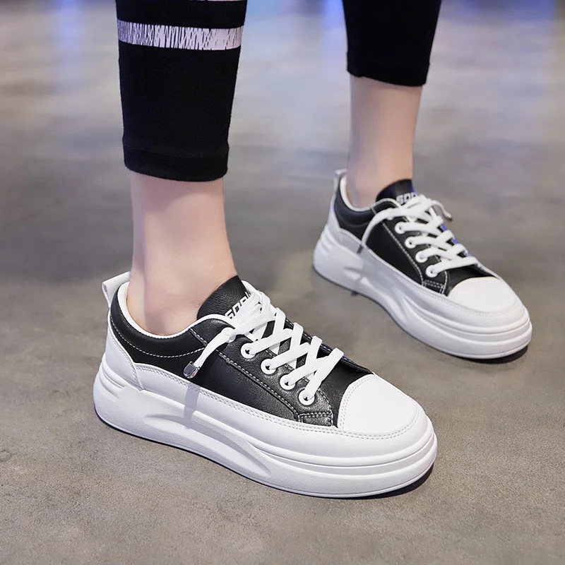 Non-slip Women's running shoes leather Woman sneakers Low top ladies sport shoes sneakers Lace Up women's sports sneakers 244G
Non-slip Women's running shoes leather Woman sneakers Low top ladies sport shoes sneakers Lace Up women's sports sneakers 244G