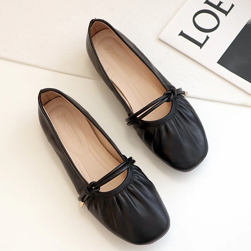 2022 женские балетки из искусственной кожи на плоской подошве, женские Туфли Мэри Джейн, плиссированные Модные женские мокасины без застежки
2022 женские балетки из искусственной кожи на плоской подошве, женские Туфли Мэри Джейн, плиссированные Модные женские мокасины без застежки