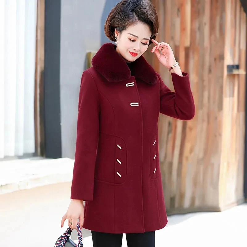2022 New Middle-aged Elderly Women Woolen Coat Mid-length Fur Collar Woolen Coat Autumn/Winter Plus Cotton Thicken Jacket Coat
2022 New Middle-aged Elderly Women Woolen Coat Mid-length Fur Collar Woolen Coat Autumn/Winter Plus Cotton Thicken Jacket Coat