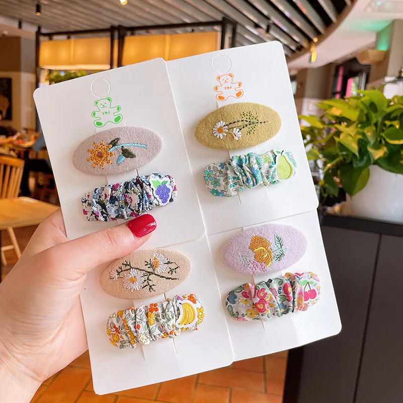 1 Set Pastoral Style Sunflower Embroidery Fruit Hair Clip Girl Baby Hair Pins Kids Hair Accessories
1 Set Pastoral Style Sunflower Embroidery Fruit Hair Clip Girl Baby Hair Pins Kids Hair Accessories
