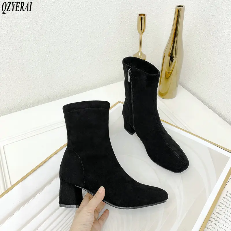 Новинка, зимние теплые ботинки-носки, кожаные зимние ботинки, женские ботинки, теплая зимняя женская обувь на платформе, размеры 34-43
Новинка, зимние теплые ботинки-носки, кожаные зимние ботинки, женские ботинки, теплая зимняя женская обувь на платформе, размеры 34-43