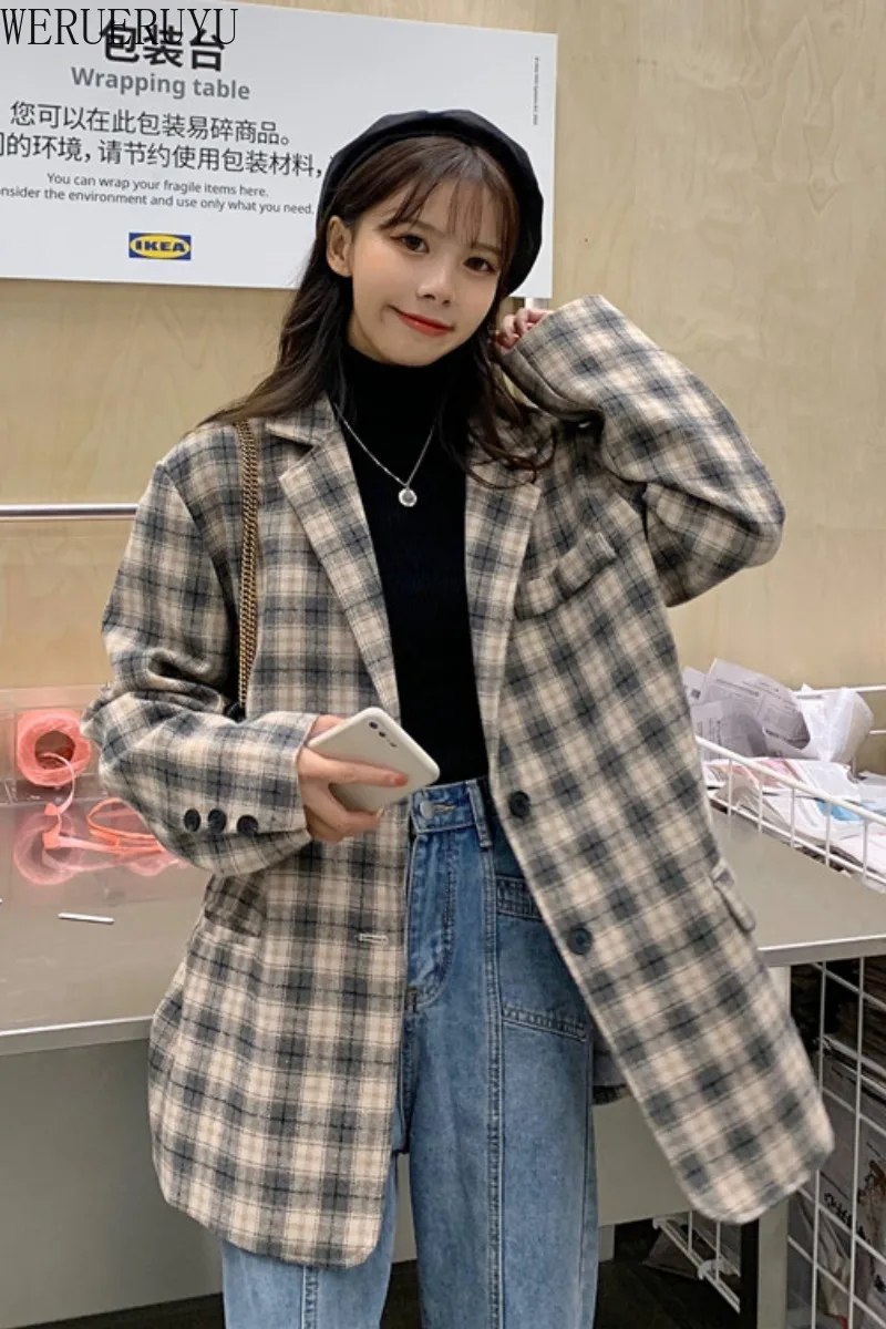 WERUERUYU Winter Vintage Single Breasted Plaid Women Blazer Pockets Jackets Female Retro Suits Coat blazers Outerwear
WERUERUYU Winter Vintage Single Breasted Plaid Women Blazer Pockets Jackets Female Retro Suits Coat blazers Outerwear