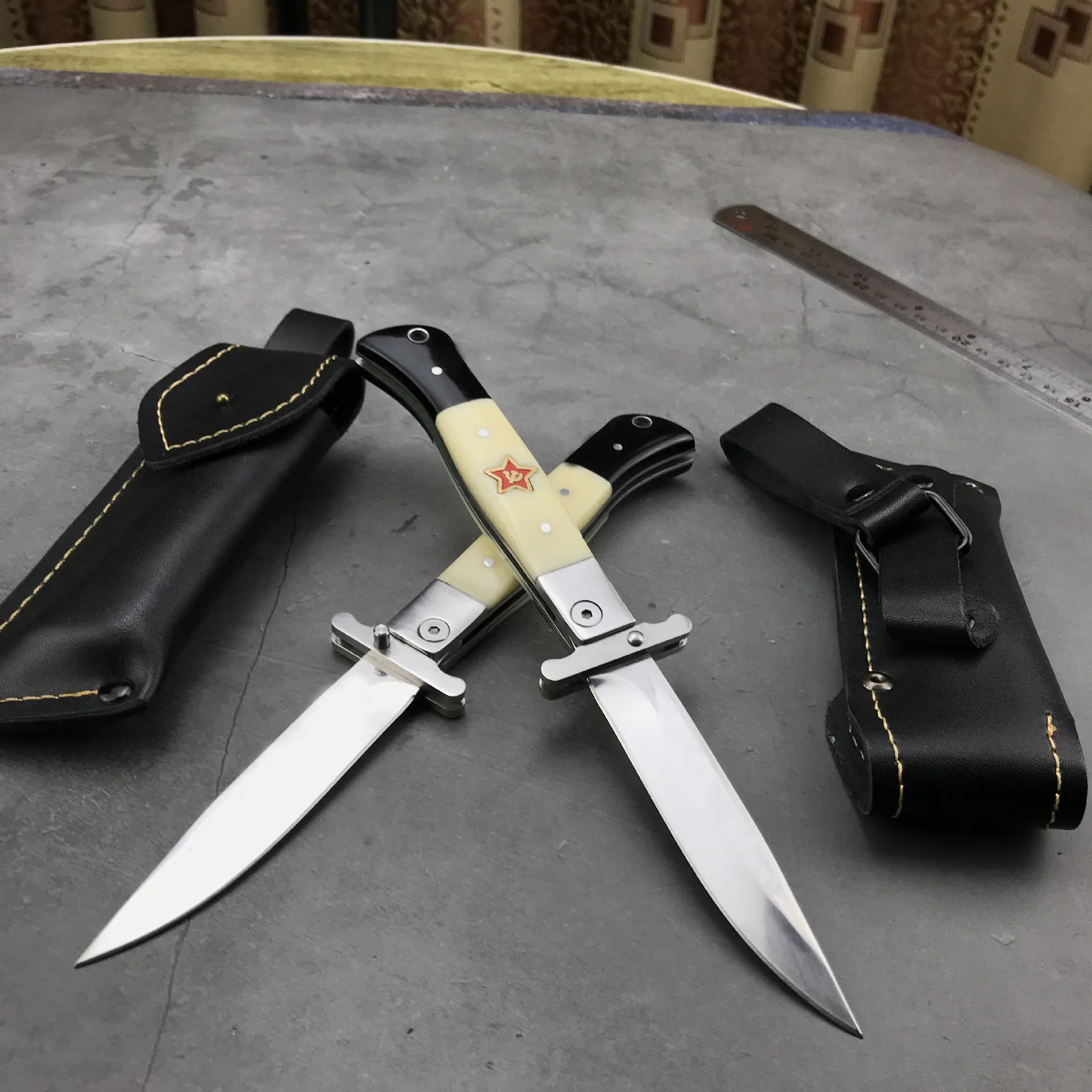 Ручной складной карманный нож, для кемпинга, русская Finka NKVD KGB Wit EDC, черно-белая Полимерная ручка, ножи с зеркальным лезвием 440C
Ручной складной карманный нож, для кемпинга, русская Finka NKVD KGB Wit EDC, черно-белая Полимерная ручка, ножи с зеркальным лезвием 440C