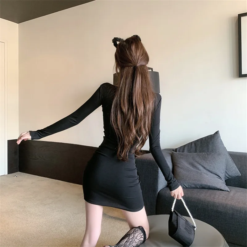 Long Sleeve Dress Women 2020 Fall Winter New Square Collar Retro Bodycon Dress Sexy Sheath Nightclub Black Red Short Mini Dress 
Long Sleeve Dress Women 2020 Fall Winter New Square Collar Retro Bodycon Dress Sexy Sheath Nightclub Black Red Short Mini Dress
