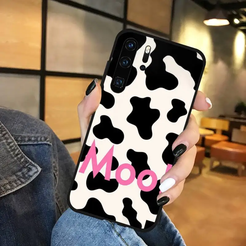Cow Pattern Phone Case Funda For Huawei P9 P10 P20 P30 Lite 2016 2017 2019 plus pro P smart
Cow Pattern Phone Case Funda For Huawei P9 P10 P20 P30 Lite 2016 2017 2019 plus pro P smart