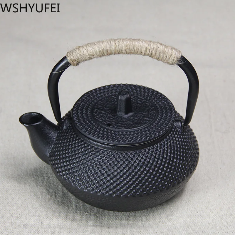 WSHYUFEI высококачественный черный чугунный чайник, ситечко для чая, для офиса и дома, удобный чайник, 290 мл
WSHYUFEI высококачественный черный чугунный чайник, ситечко для чая, для офиса и дома, удобный чайник, 290 мл