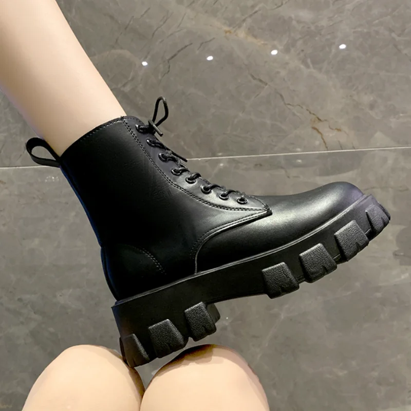 2021 New Boots Women Shoes Fashion Pu Leather Lace Up Motorcycle Martin Boots Women Wedges Platform Shoes Ankle Booties
2021 New Boots Women Shoes Fashion Pu Leather Lace Up Motorcycle Martin Boots Women Wedges Platform Shoes Ankle Booties