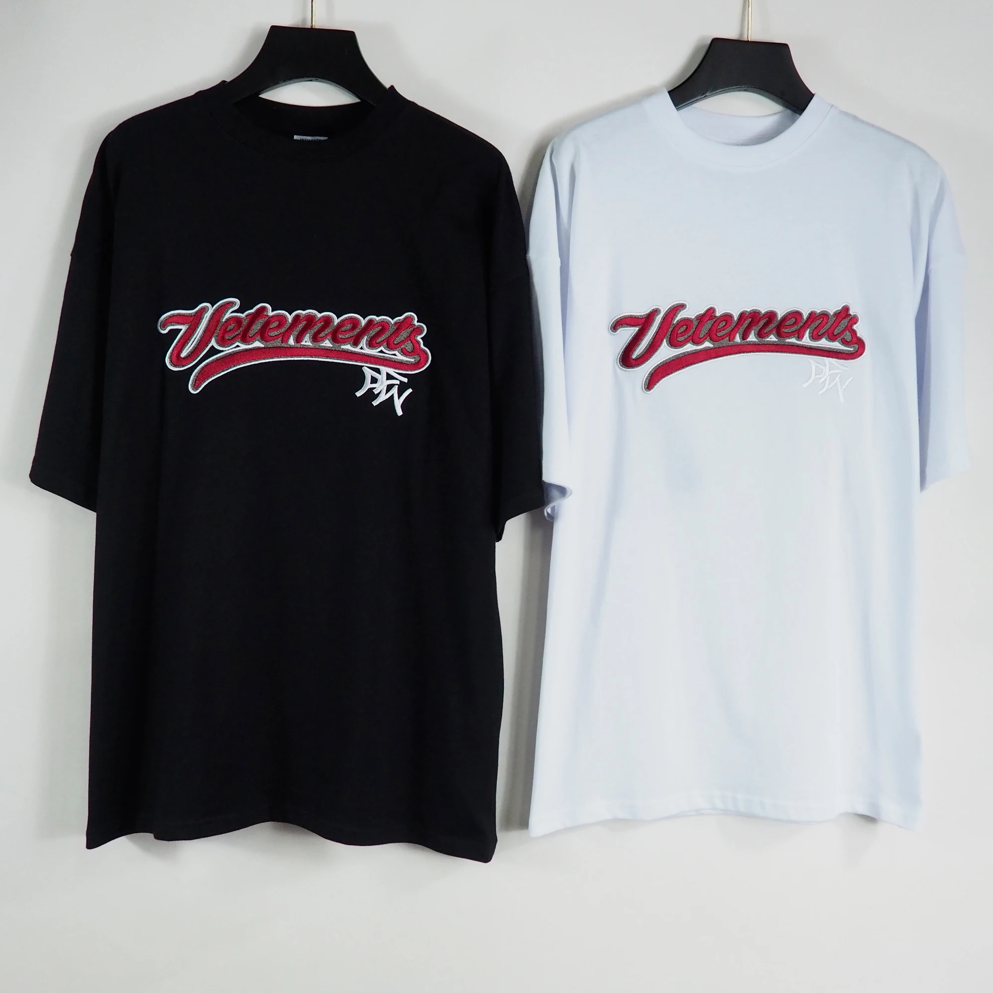Vetements Short-sleeved Female Couple Loose Street Hip-hop Trend T-shirt Men's Cotton Round Neck Letter Print 06
Vetements Short-sleeved Female Couple Loose Street Hip-hop Trend T-shirt Men's Cotton Round Neck Letter Print 06