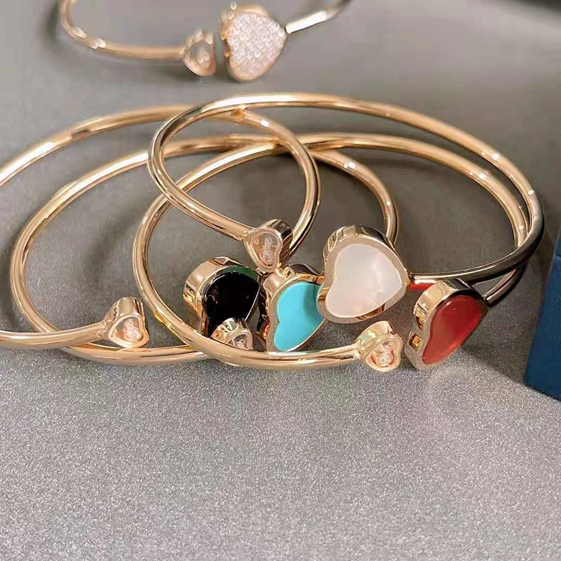 Fashion heart-shaped zircon bracelet original brand high quality jewelry logo exquisite female gift
Fashion heart-shaped zircon bracelet original brand high quality jewelry logo exquisite female gift
