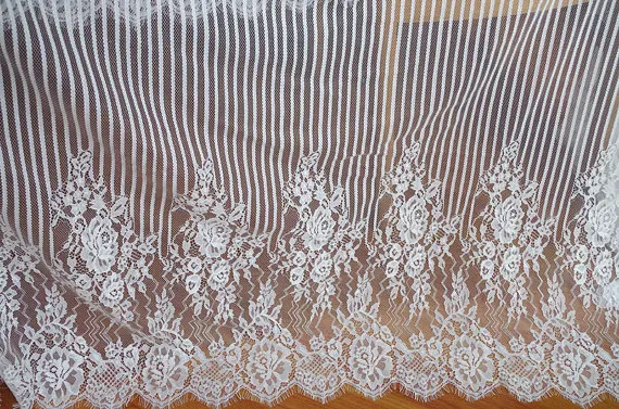 3 yards Ivory Lace Fabric With Eyelash Scalloped Border Bridal Lace Fabric For Wedding Dress
3 yards Ivory Lace Fabric With Eyelash Scalloped Border Bridal Lace Fabric For Wedding Dress
