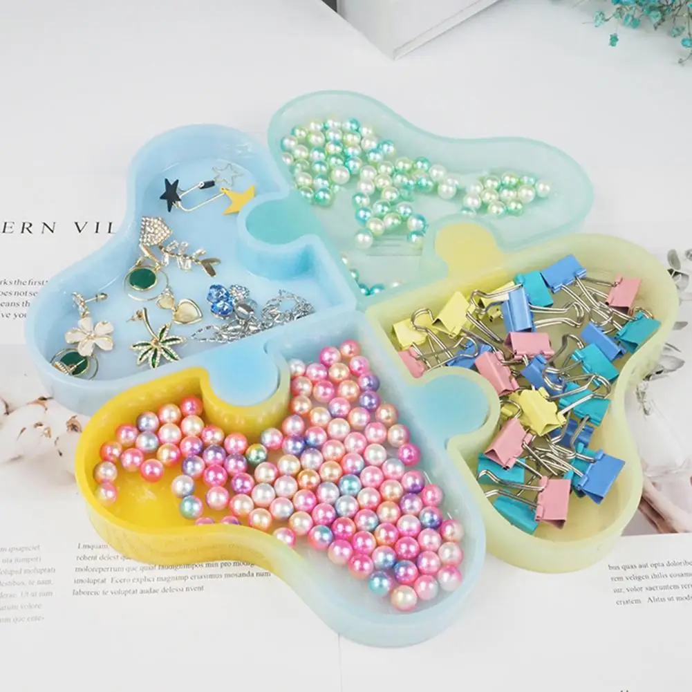 75% Hot Sales!!! Silicone Mold Recyclable Easy to Demould Heart Pattern White Jewelry Mold for Necklace
75% Hot Sales!!! Silicone Mold Recyclable Easy to Demould Heart Pattern White Jewelry Mold for Necklace