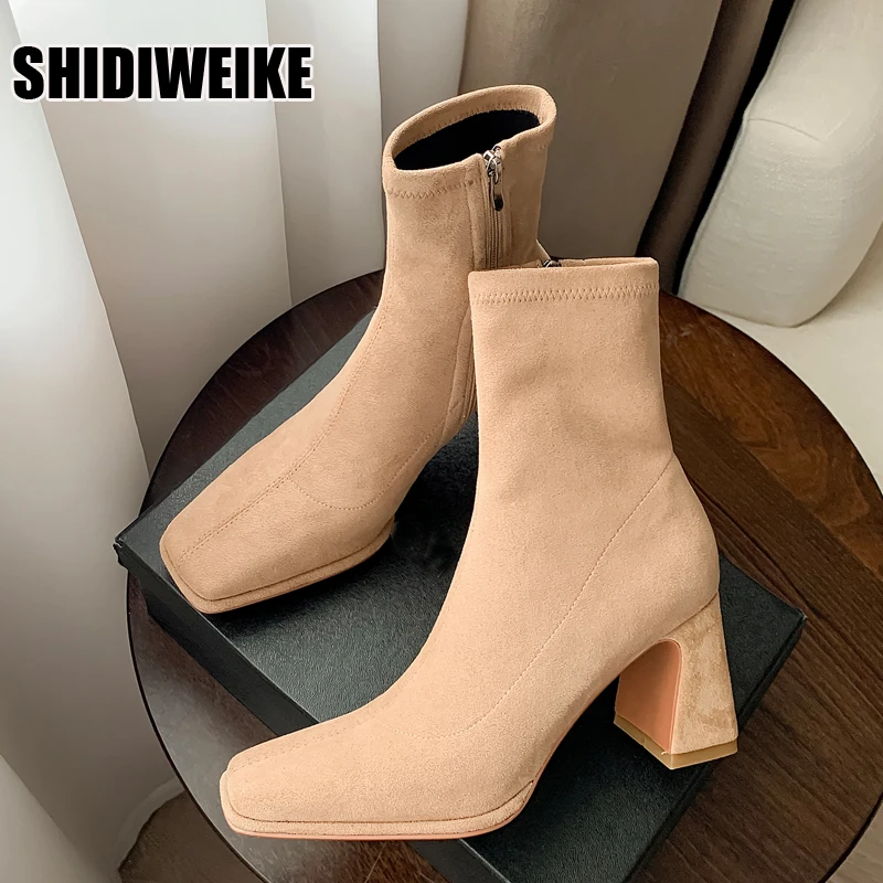 Autumn Winter Women zipper Square toe Boots Elastic suede woman short Boots cotton ankle boots women's botas mujer 2021 New
Autumn Winter Women zipper Square toe Boots Elastic suede woman short Boots cotton ankle boots women's botas mujer 2021 New