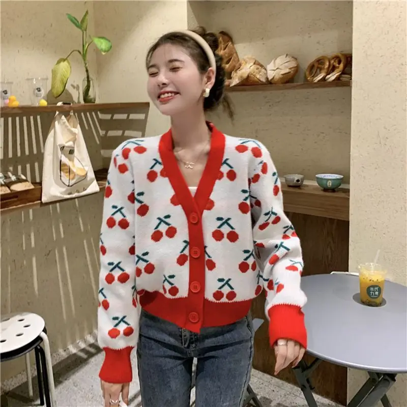 Korean Style Vintage Cardigan Sweater Women Cherry Jacquard V-Neck Knitted Coat Autumn Winter Short Loose Sweater 90048-1
Korean Style Vintage Cardigan Sweater Women Cherry Jacquard V-Neck Knitted Coat Autumn Winter Short Loose Sweater 90048-1