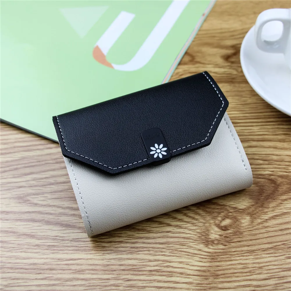 Fashion Coin Purse Short Wallet Tri-fold Women's Wallet Multi-card Student Bag Card Holder Credit Card Gift Box
Fashion Coin Purse Short Wallet Tri-fold Women's Wallet Multi-card Student Bag Card Holder Credit Card Gift Box
