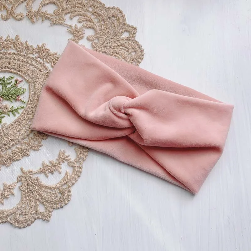 Velvet Cross Headbands Women Solid Color Wide Knotted Headband Twisted Warm Stretch Hair Bands Turban Fashion Hair Accessories
Velvet Cross Headbands Women Solid Color Wide Knotted Headband Twisted Warm Stretch Hair Bands Turban Fashion Hair Accessories