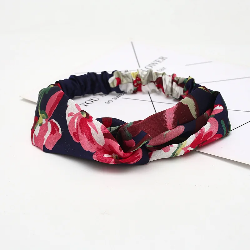 Fashion Women Girls Summer Bohemian Hair Bands Print Headbands Vintage Cross Turban Bandage Bandanas HairBands Hair Accessories
Fashion Women Girls Summer Bohemian Hair Bands Print Headbands Vintage Cross Turban Bandage Bandanas HairBands Hair Accessories