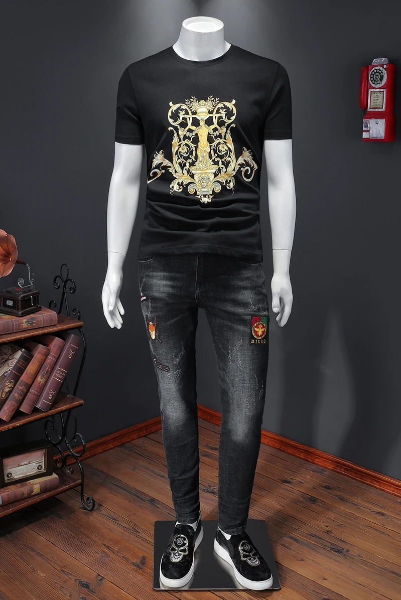 Cotton T 100% Shirt Men Luxury Gold Printing O-neck Tops Tees 2021 Summer Breathable Casual T-Shirts Streetwear Plus Size 5XL
Cotton T 100% Shirt Men Luxury Gold Printing O-neck Tops Tees 2021 Summer Breathable Casual T-Shirts Streetwear Plus Size 5XL