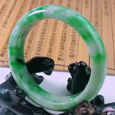 Zheru Jewelry Burma Emerald Green 54-62mm Bracelet Elegant Princess Jewelry For Mom For Girlfriend
Zheru Jewelry Burma Emerald Green 54-62mm Bracelet Elegant Princess Jewelry For Mom For Girlfriend