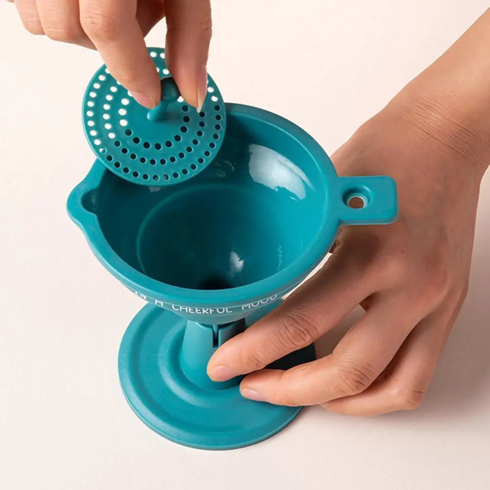 Silicone Folding Telescopic Long Neck Funnel Creative Kitchen Accessories Household Funnel Mini Tools Supplies Dispensing L J3L1
Silicone Folding Telescopic Long Neck Funnel Creative Kitchen Accessories Household Funnel Mini Tools Supplies Dispensing L J3L1