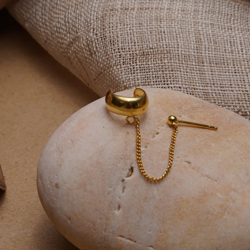 Cool Personality Design Chain Clip Earrings For Women Elegant Charms Gold Ear Clips Girls Fashion Jewellery Gift
Cool Personality Design Chain Clip Earrings For Women Elegant Charms Gold Ear Clips Girls Fashion Jewellery Gift