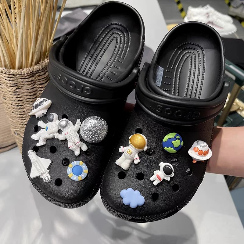 Лидер продаж, комплект подвесок для Crocs, сделай сам, роскошные качественные подвески для обуви, Симпатичные Мультяшные садовые украшения дл...
Лидер продаж, комплект подвесок для Crocs, сделай сам, роскошные качественные подвески для обуви, Симпатичные Мультяшные садовые украшения дл...
