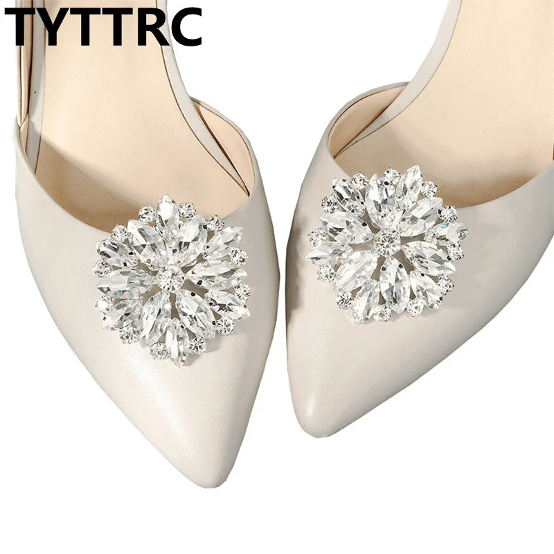 Новые блестящие Кристальные зажимы для обуви, пряжка, декоративные цветы, элегантные модные аксессуары для свадебной вечеринки, украшения ...
Новые блестящие Кристальные зажимы для обуви, пряжка, декоративные цветы, элегантные модные аксессуары для свадебной вечеринки, украшения ...