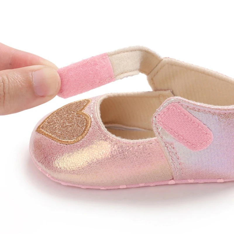 Baby Shoes Newborn Shoes Soft Bottom Anti Slip Toddler Girls Princess Shoes Print Heart Infant Shoes Girls First Walkers
Baby Shoes Newborn Shoes Soft Bottom Anti Slip Toddler Girls Princess Shoes Print Heart Infant Shoes Girls First Walkers