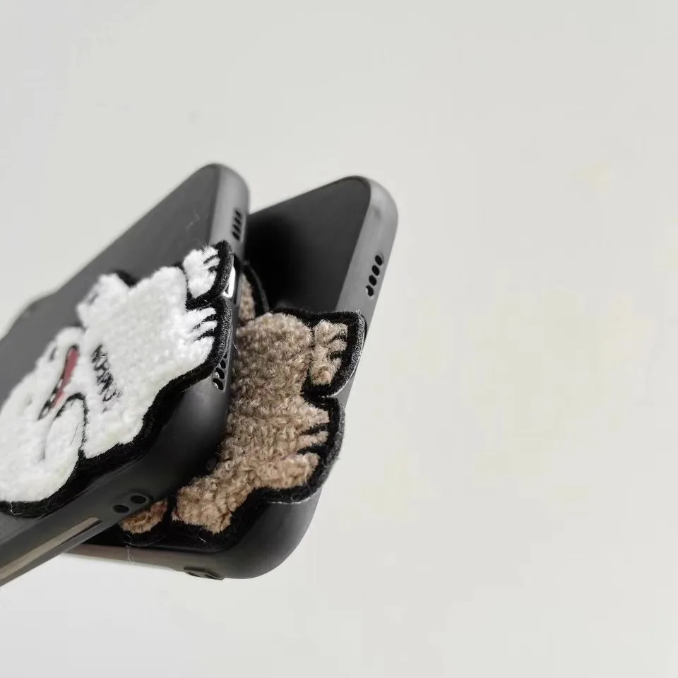 Embroidered leather bear is suitable for Apple 12 mobile phone case 8p female 11promax\xsmax plush xsmax bare bear
Embroidered leather bear is suitable for Apple 12 mobile phone case 8p female 11promax\xsmax plush xsmax bare bear
