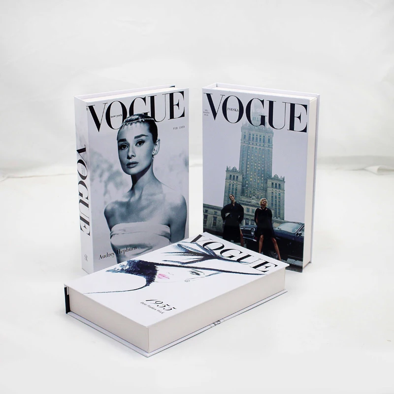 Fake Book Ornaments Openable Paper Box Hotel Model Houses Bookcase Fashion Luxury Decorative Fake Book Photographic Props NEW
Fake Book Ornaments Openable Paper Box Hotel Model Houses Bookcase Fashion Luxury Decorative Fake Book Photographic Props NEW