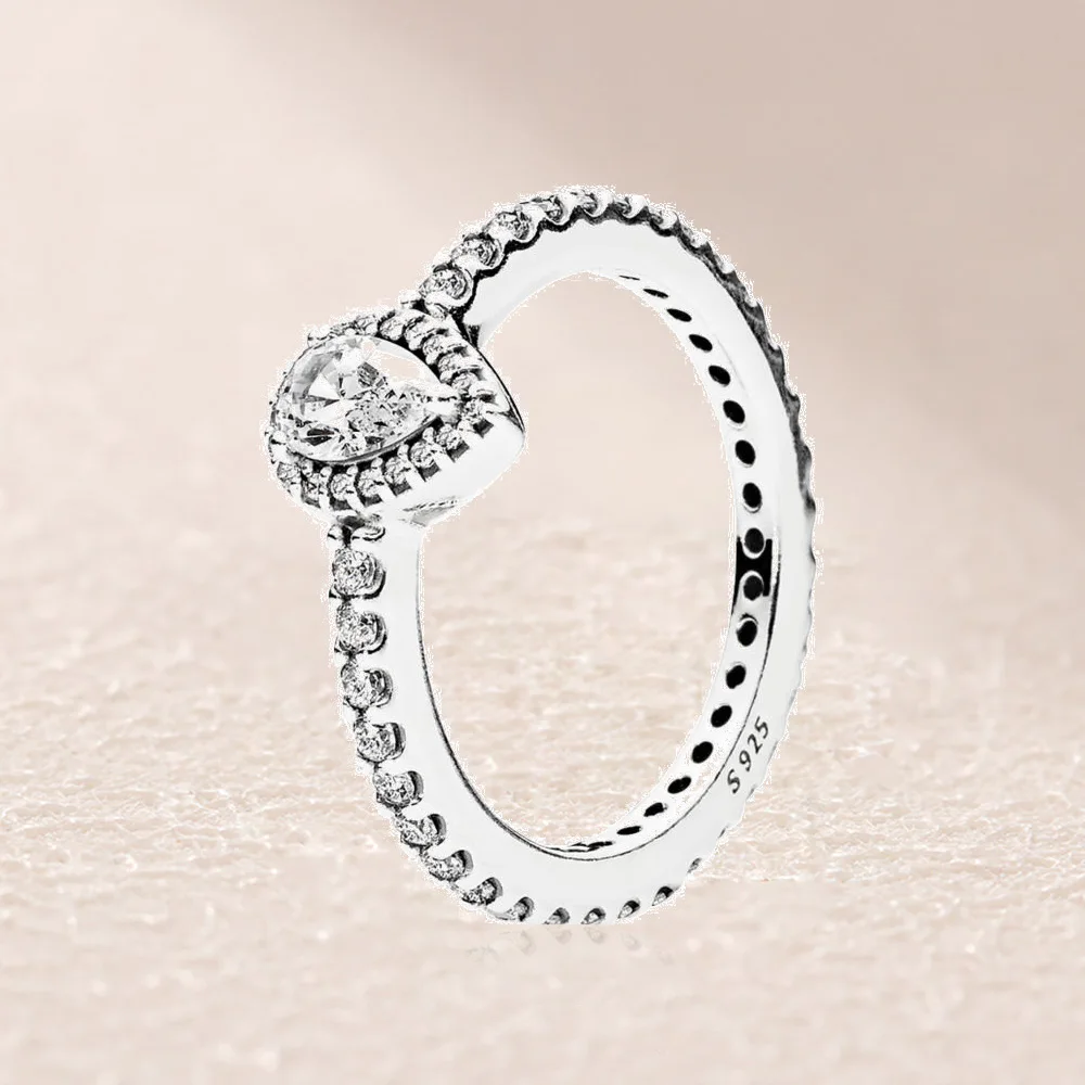 196254CZ RADIANT SMALL TEARDROP RING 
196254CZ RADIANT SMALL TEARDROP RING