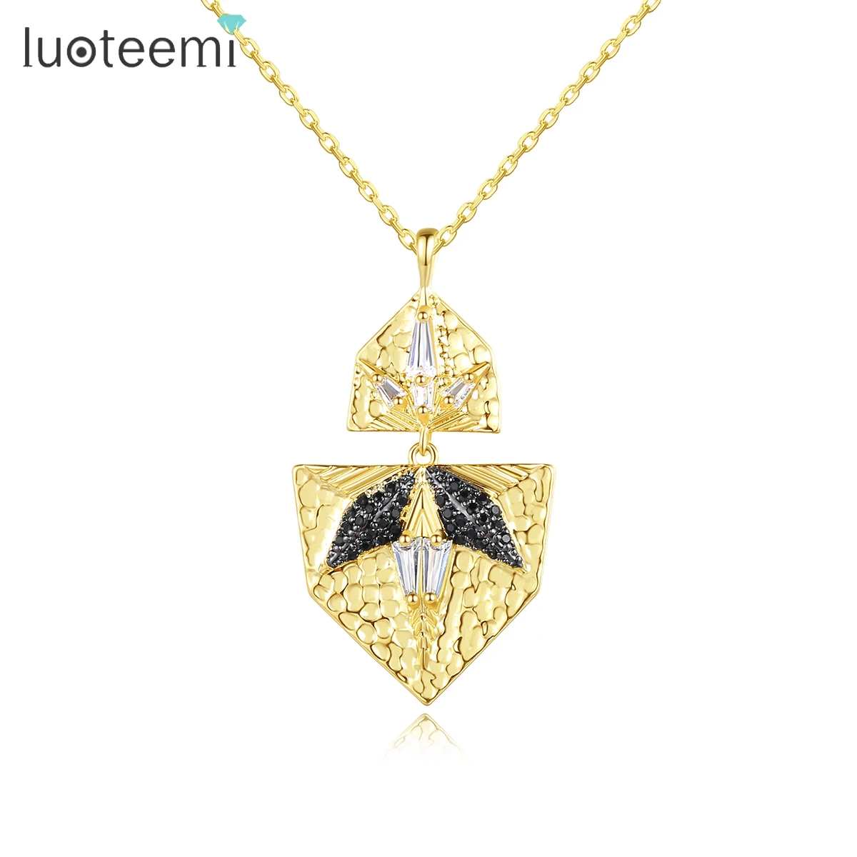 LUOTEEMI Wavy Surface Ingenious Long Pendant Chain Necklaces Creative Design High Quality Crystal Jewelry for Women 2020 Fashion
LUOTEEMI Wavy Surface Ingenious Long Pendant Chain Necklaces Creative Design High Quality Crystal Jewelry for Women 2020 Fashion
