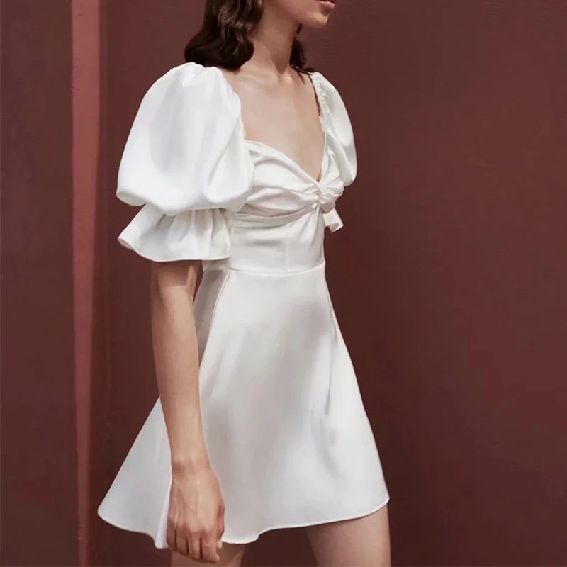Solid Color Dress Summer Women's Clothing Fashion Elegant Satin Pleated V-neck White High Waist Fairy A Line Dress Party Wear
Solid Color Dress Summer Women's Clothing Fashion Elegant Satin Pleated V-neck White High Waist Fairy A Line Dress Party Wear