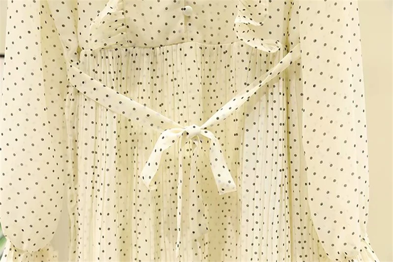 Elegant Women Chiffon Polka Dot Dress 2021 Fashion Ladies O-Neck Ruffles Dress Streetwear Female Chic Button Sashes Dresses
Elegant Women Chiffon Polka Dot Dress 2021 Fashion Ladies O-Neck Ruffles Dress Streetwear Female Chic Button Sashes Dresses