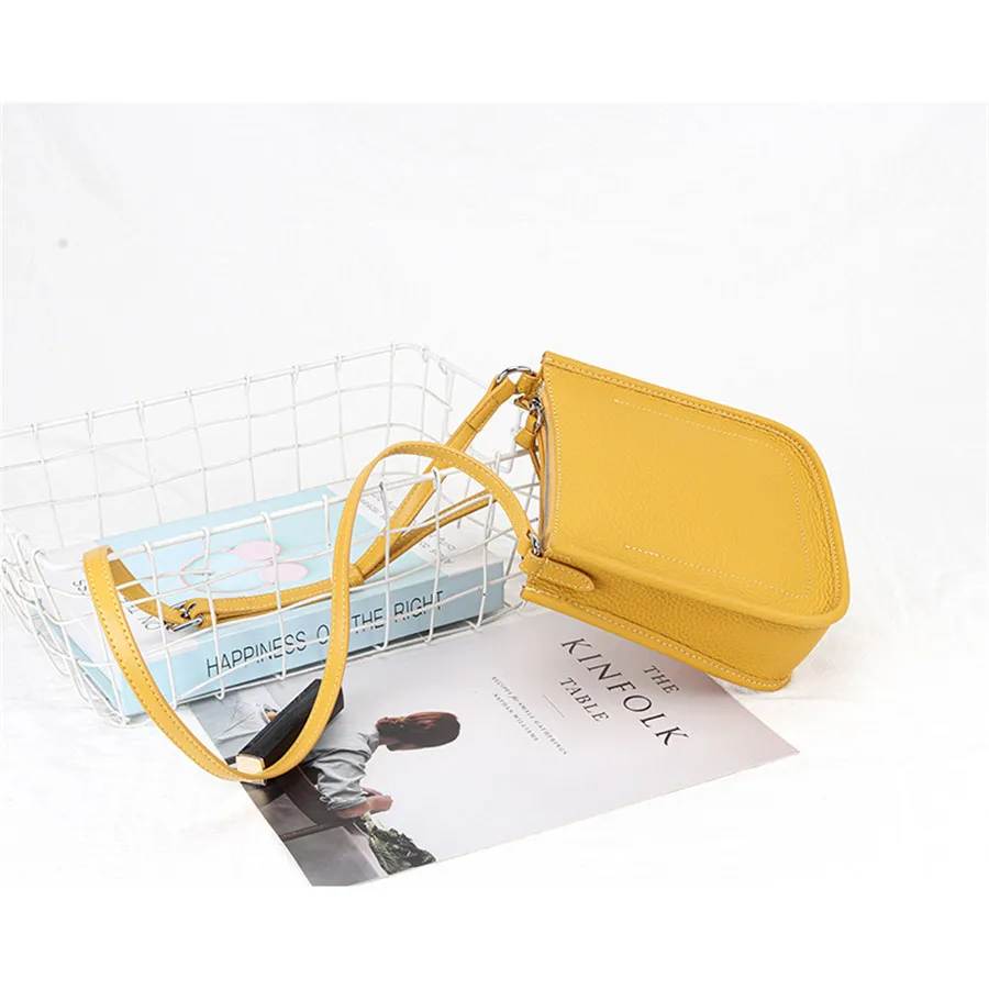 Vintage Simple Small Genuine Leather Crossbody Bags For Women 2021 Designer Lady Bucket Bag All-Match Shoulder Handbags
Vintage Simple Small Genuine Leather Crossbody Bags For Women 2021 Designer Lady Bucket Bag All-Match Shoulder Handbags