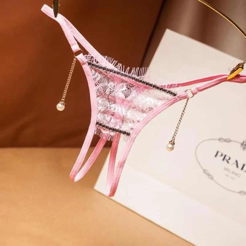 Women's Sexy Underwear Transparent Pants Open File Extreme Temptation Pearl Pendant Sexy Thong Lingerie Cute
Women's Sexy Underwear Transparent Pants Open File Extreme Temptation Pearl Pendant Sexy Thong Lingerie Cute