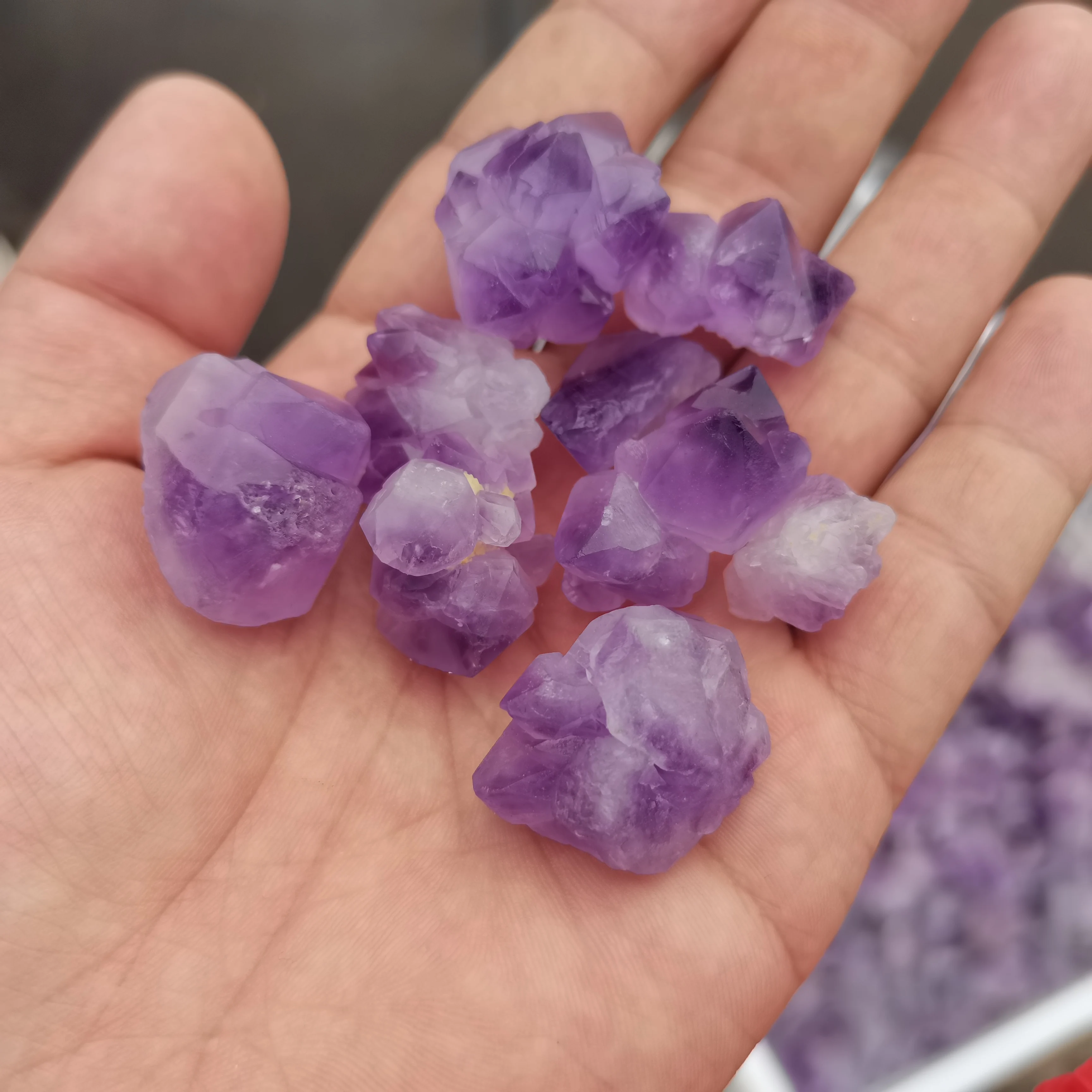 100g Bulk Lot Natural Rough Lavender Amethyst Cluster Gravel Quartz Crystal Raw Stone Healing Mineral
100g Bulk Lot Natural Rough Lavender Amethyst Cluster Gravel Quartz Crystal Raw Stone Healing Mineral