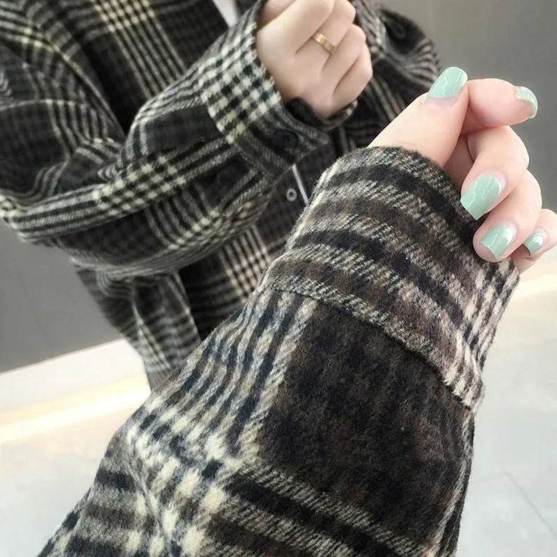 Plaid Shirt Korean Women's Versatile Loose Long Sleeve Top Plaid Shirt 2021 Spring And Autumn New Fashion Vintage Blouse Female 
Plaid Shirt Korean Women's Versatile Loose Long Sleeve Top Plaid Shirt 2021 Spring And Autumn New Fashion Vintage Blouse Female