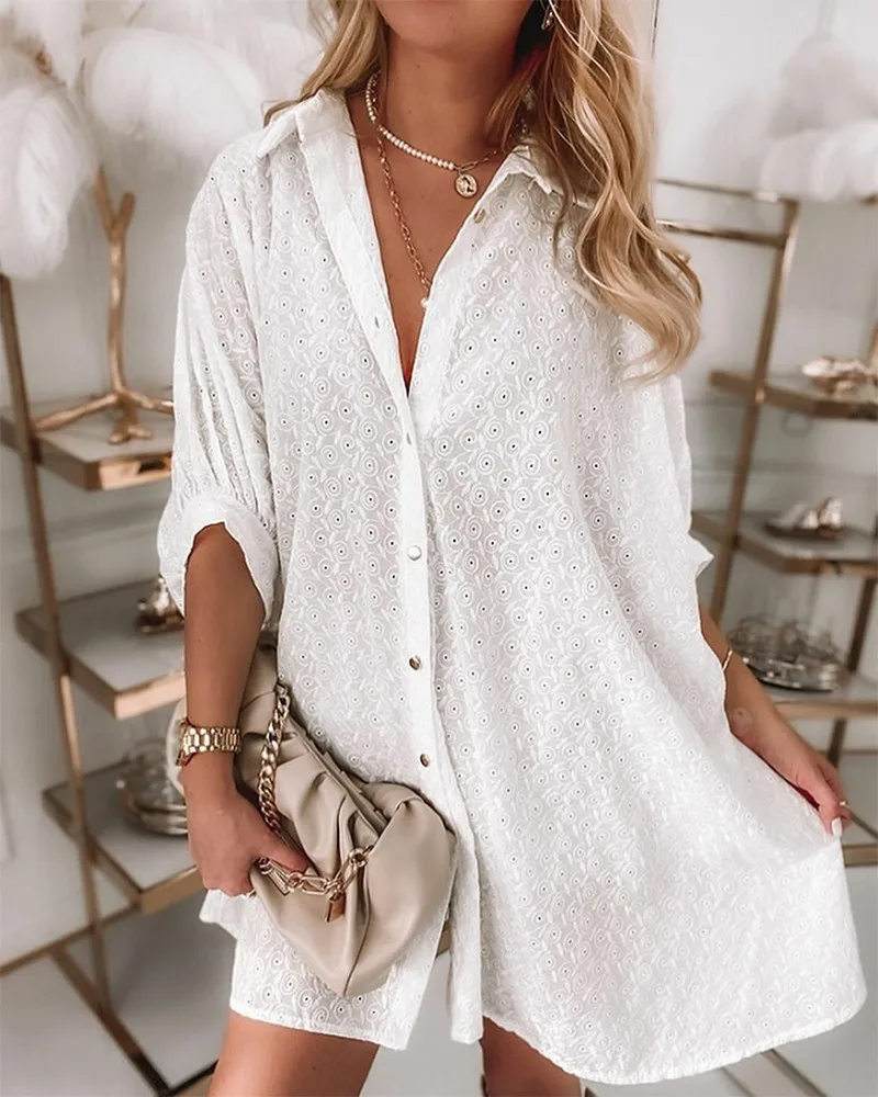 Женская блузка на пуговицах, однотонная блузка с вышивкой ушками и пуговицами спереди, 2021 
Женская блузка на пуговицах, однотонная блузка с вышивкой ушками и пуговицами спереди, 2021