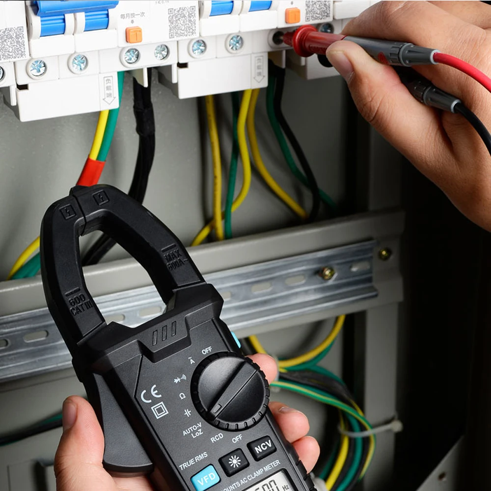 MESTEK Digital Clamp Meter 600A AC Current 600V AC/DC Voltage Capacitance Measurement Data Hold Backlight NCV Tester Multimeter
MESTEK Digital Clamp Meter 600A AC Current 600V AC/DC Voltage Capacitance Measurement Data Hold Backlight NCV Tester Multimeter