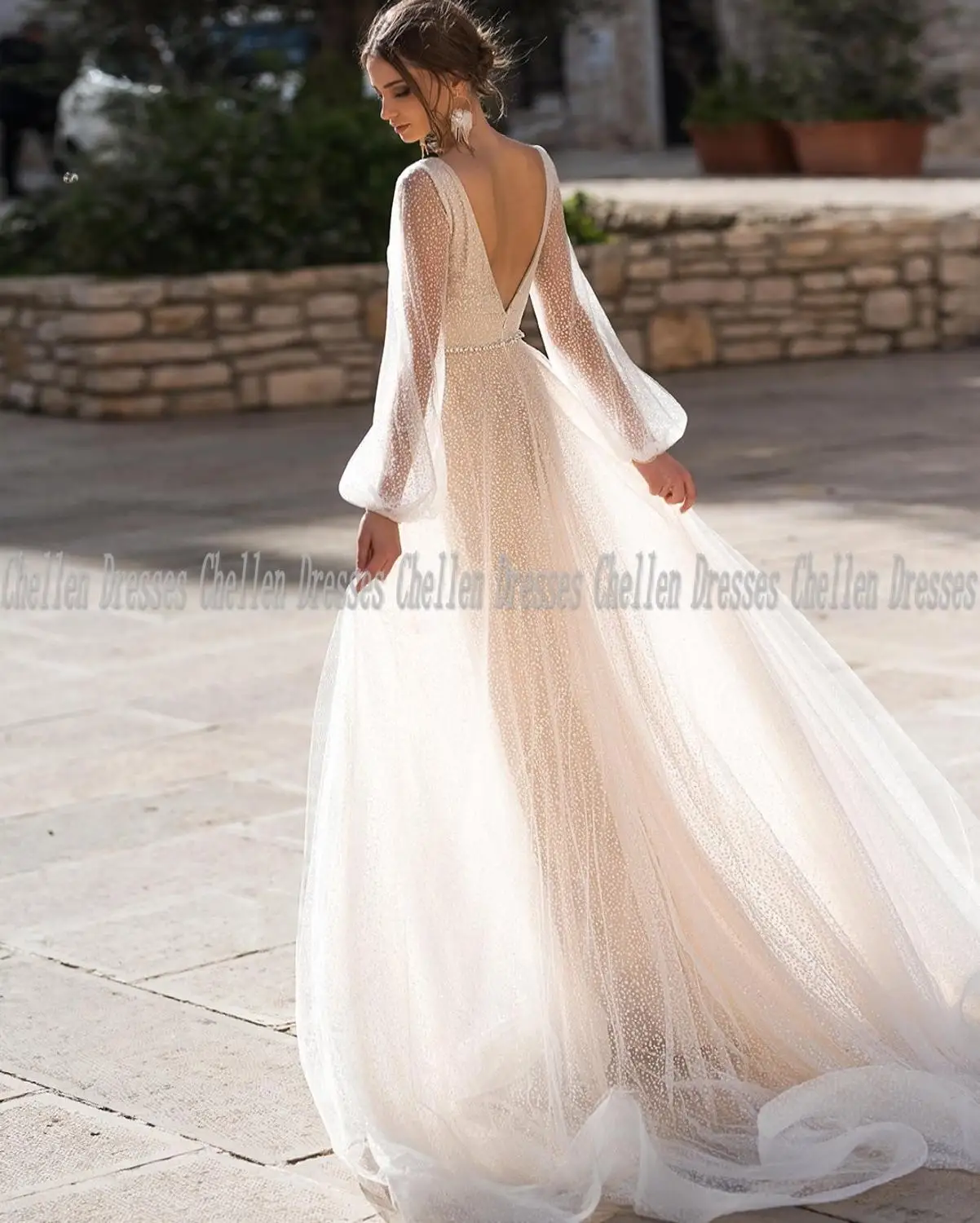2021 New Elegant Custom Made Long Sleeves Beading Sexy Deep V High Side Slit Backless Tulle Glitter A-Line Boho Wedding Dress
2021 New Elegant Custom Made Long Sleeves Beading Sexy Deep V High Side Slit Backless Tulle Glitter A-Line Boho Wedding Dress