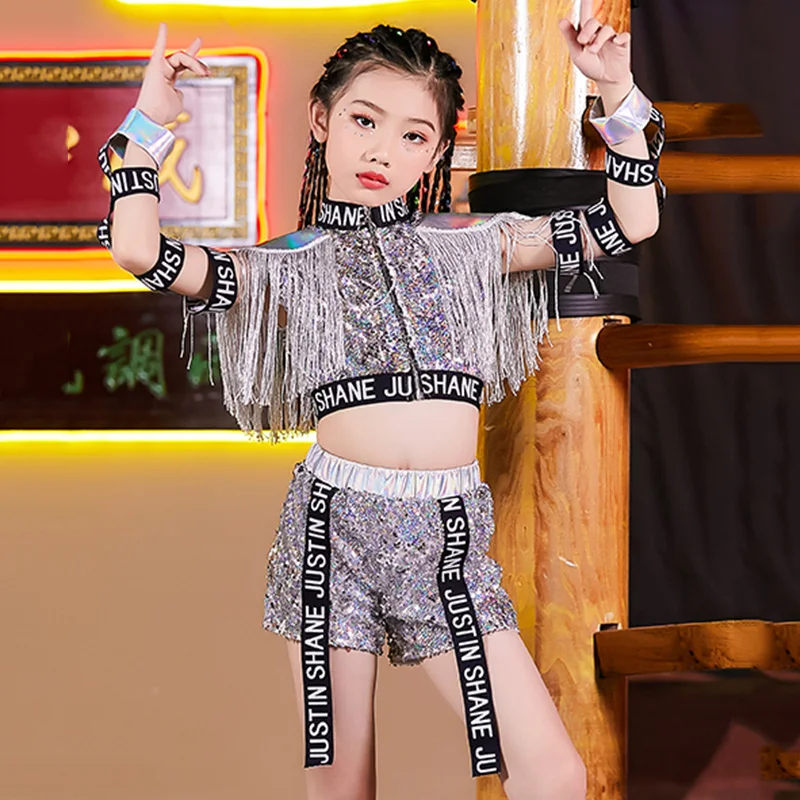 Hip Hop Dance Costumes Children'S Jazz Silver Sequin Tassel Fashion Clothes Stage Performance Outfit Girls Modern Wear 
Hip Hop Dance Costumes Children'S Jazz Silver Sequin Tassel Fashion Clothes Stage Performance Outfit Girls Modern Wear
